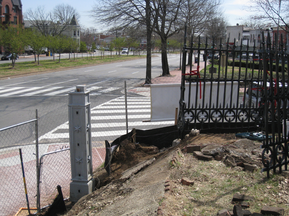 Fence--Northeast corner installation - March 29, 2011